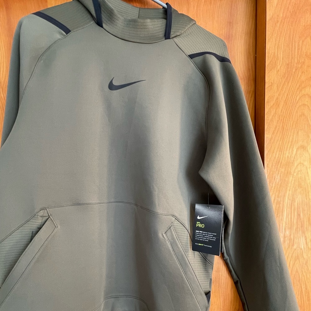 Nike Pro Small Training sweatshirt